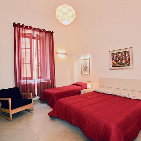 Marco Holiday Apartment เปสการา ภายนอก รูปภาพ